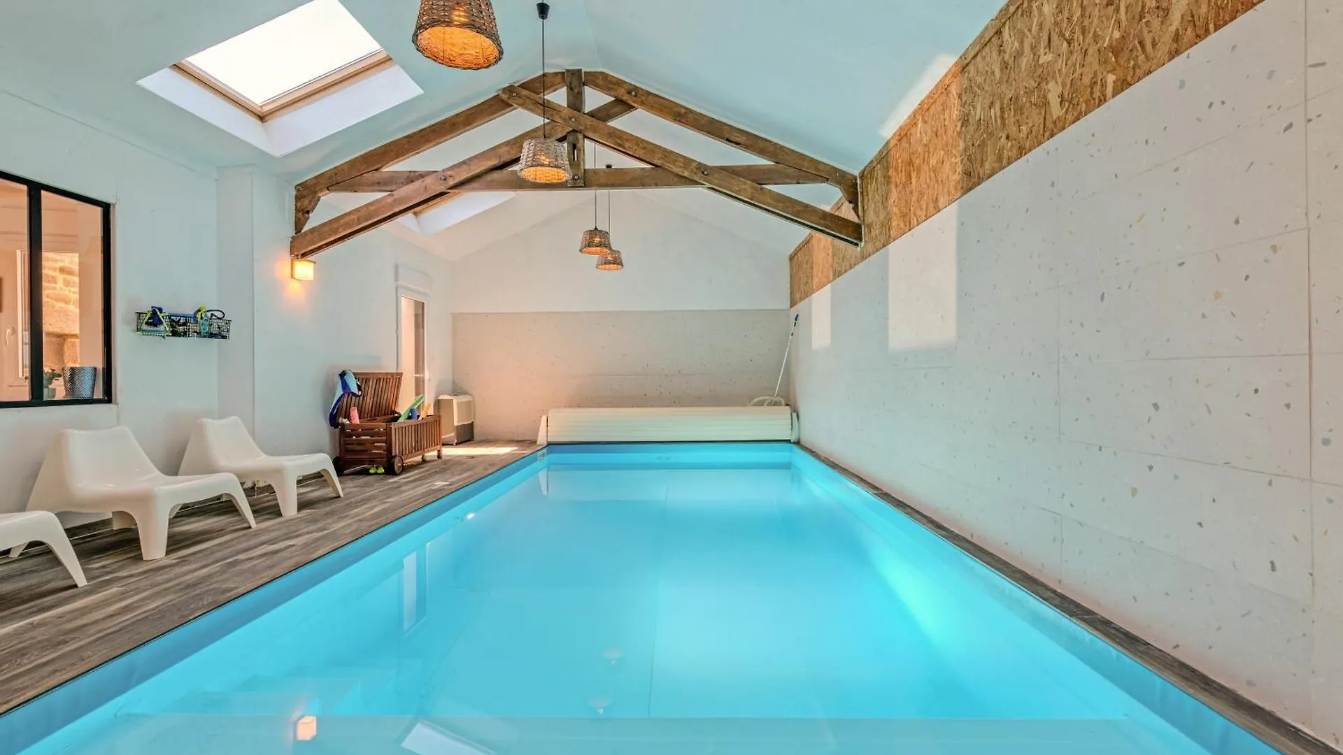 Villa Leonie - Piscine Interieure Kerlouan Casa vacanze